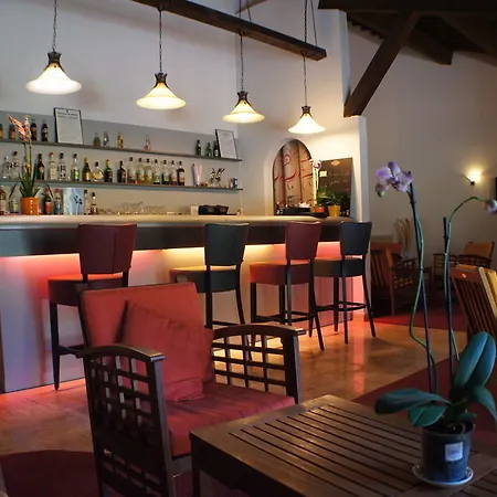 The Originals City, La Siesta, Annonay Est Hotel