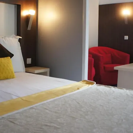 Hotel The Originals City, La Siesta, Annonay Est