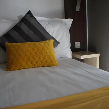 Hotel The Originals City, La Siesta, Annonay Est